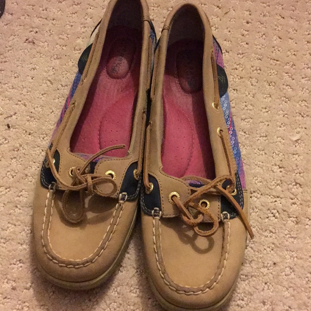 Like new sperrys